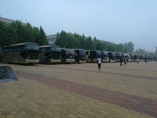 鄭州大巴車租賃:醉漢大巴吸煙被阻止,毆打大巴司機釀事故http://m.hwj198.com/ 鄭州大巴車租賃:醉漢大巴吸煙被阻止,毆打大巴司機釀事故http://m.hwj198.com/